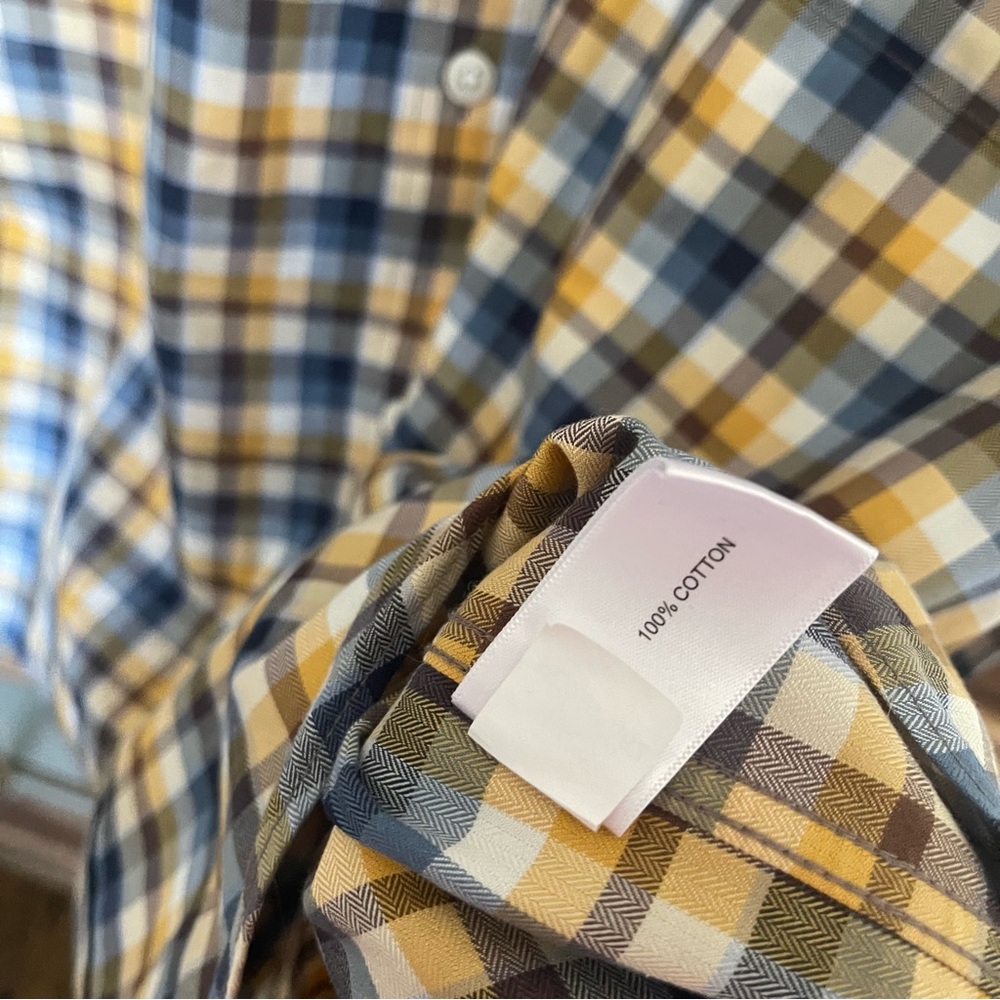 Orvis‎ large button down - Picture 3 of 3